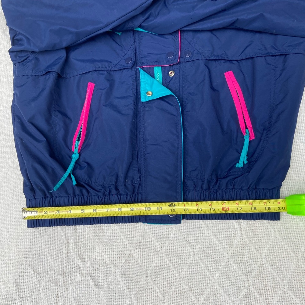 Vintage Cabin Creek Windbreaker Jacket. - Picture 3 of 8
